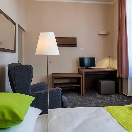Olympia Hotel