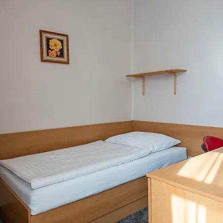 Olympia Hotel 3*