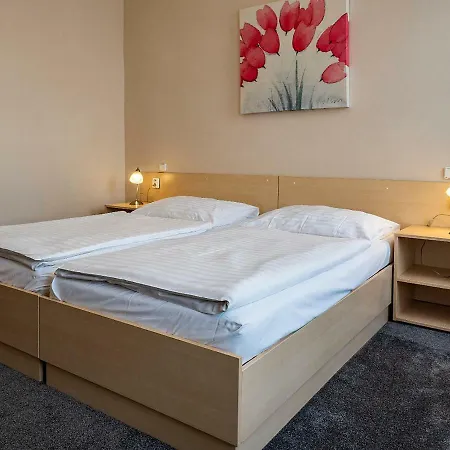 Olympia Hotel