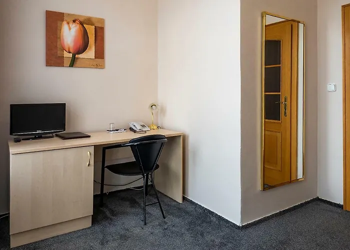 Olympia Hotel 3*